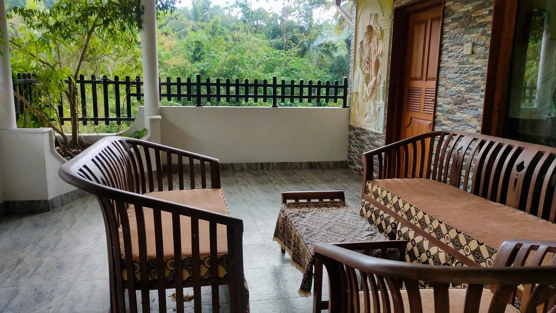 Heaven Palace Kandy Otel