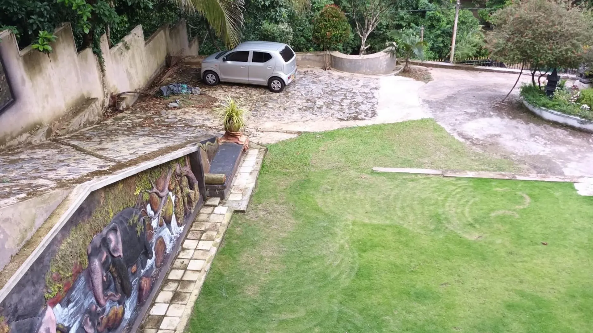 Otel Heaven Palace Kandy