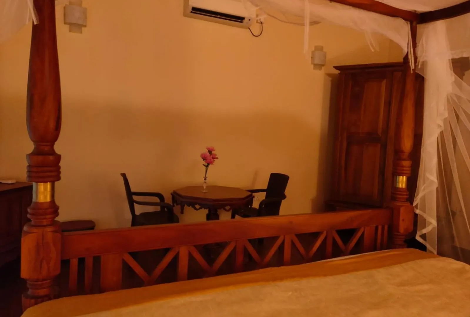 Otel Heaven Palace Kandy